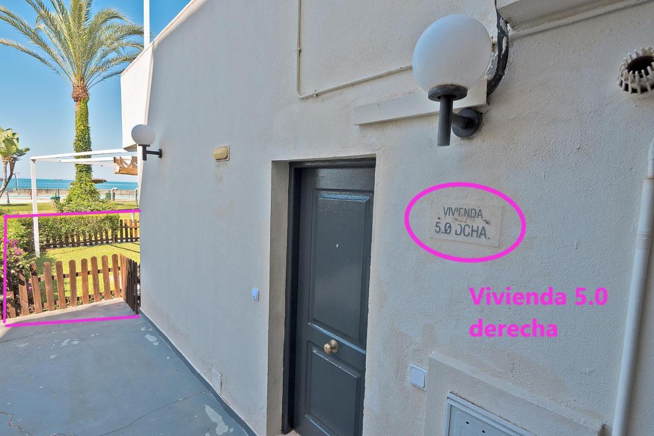 On Beach Deluxe Apartment With Pools And Own Garden El Puerto de Santa Maria Exterior photo